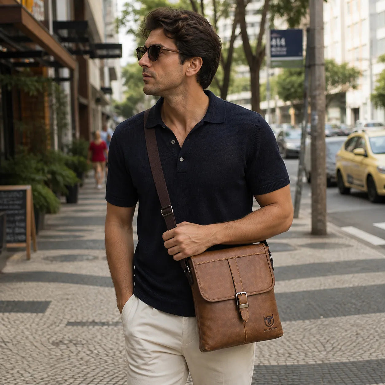 Shoulder Bag Masculina Chicago Marrom | URBANO'S