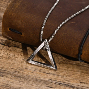 Corrente Masculina Valknut | URBANO'S