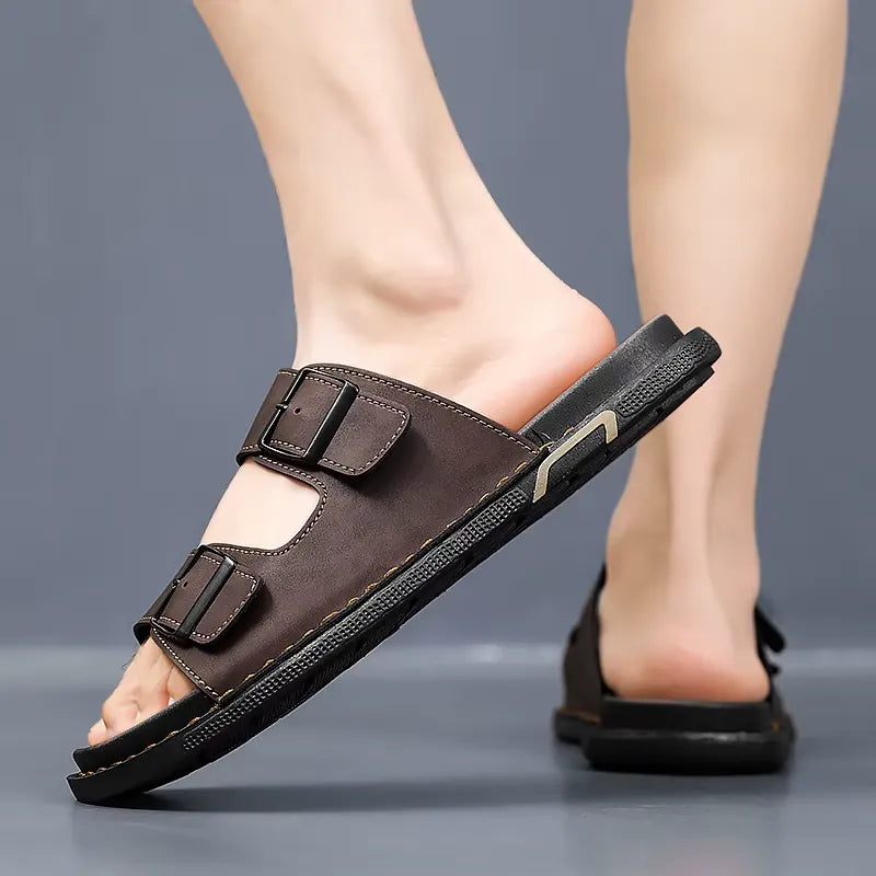 Sandália Masculina Papete em Couro Piacenza | URBANO'S